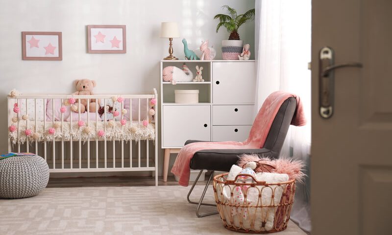 Zo creëer je meer ruimte in een Kleine babykamer