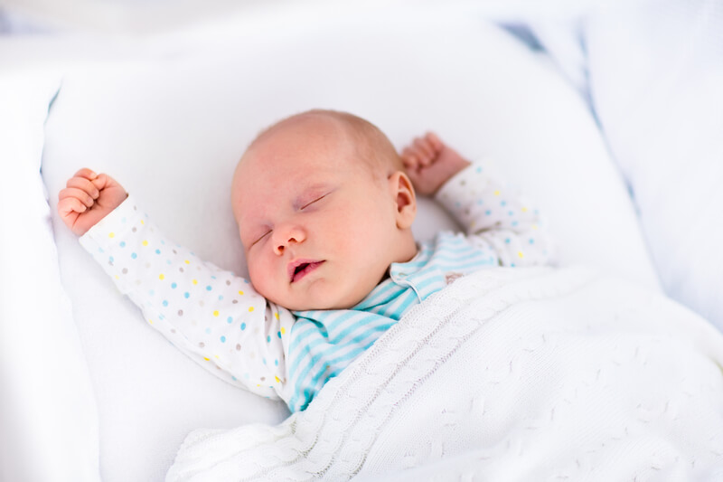 Hoe slaapt een baby het veiligst